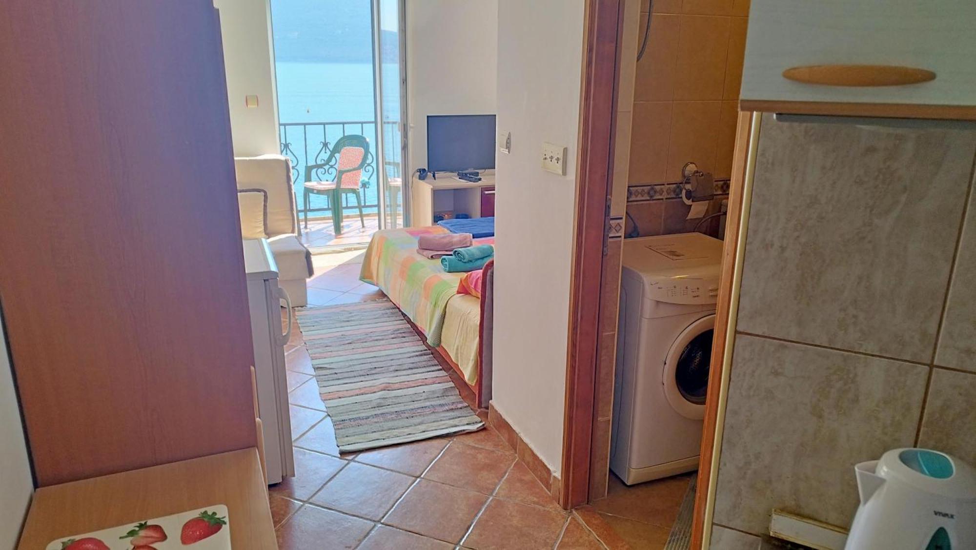 Rooms Beba Herceg Novi Exteriör bild