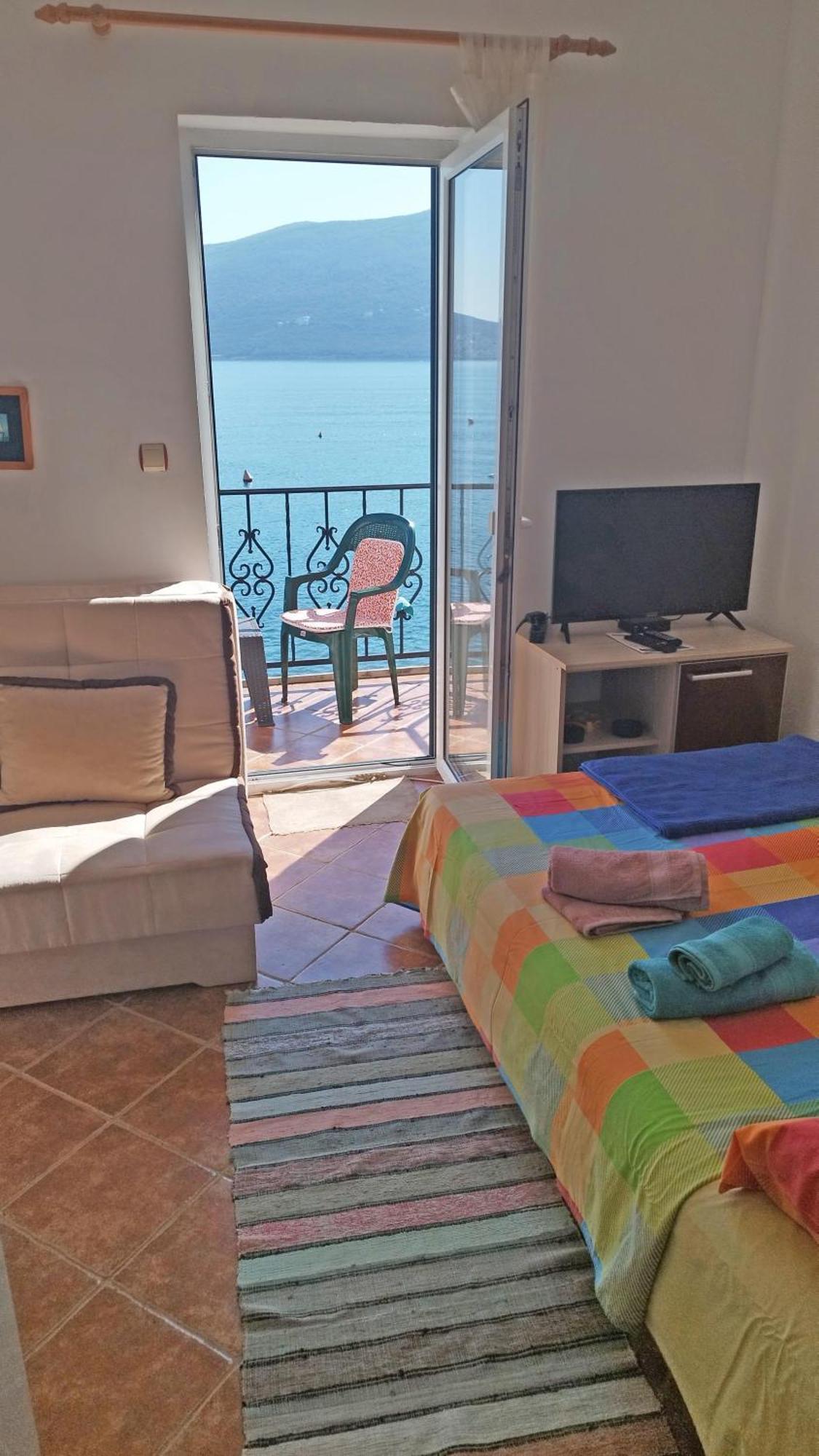 Rooms Beba Herceg Novi Exteriör bild